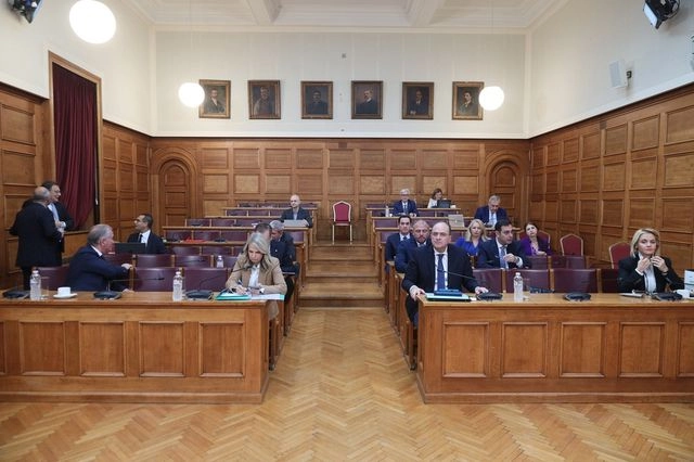 Εξεταστική ΟΠΕΚΕΠΕ: Η αντιπολίτευση καταγγέλλει το «γαλάζιο» προεδρείο ότι προστατεύει και καλύπτει πρώην στελέχη του οργανισμού επί Νέας Δημοκρατίας