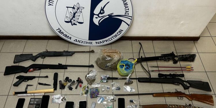 Μεσσηνία: Συνελήφθησαν 15 μέλη εγκληματικής οργάνωσης που διακινούσε σκληρά ναρκωτικά στην Κορώνη – Στρατολογούσαν και ανήλικους
