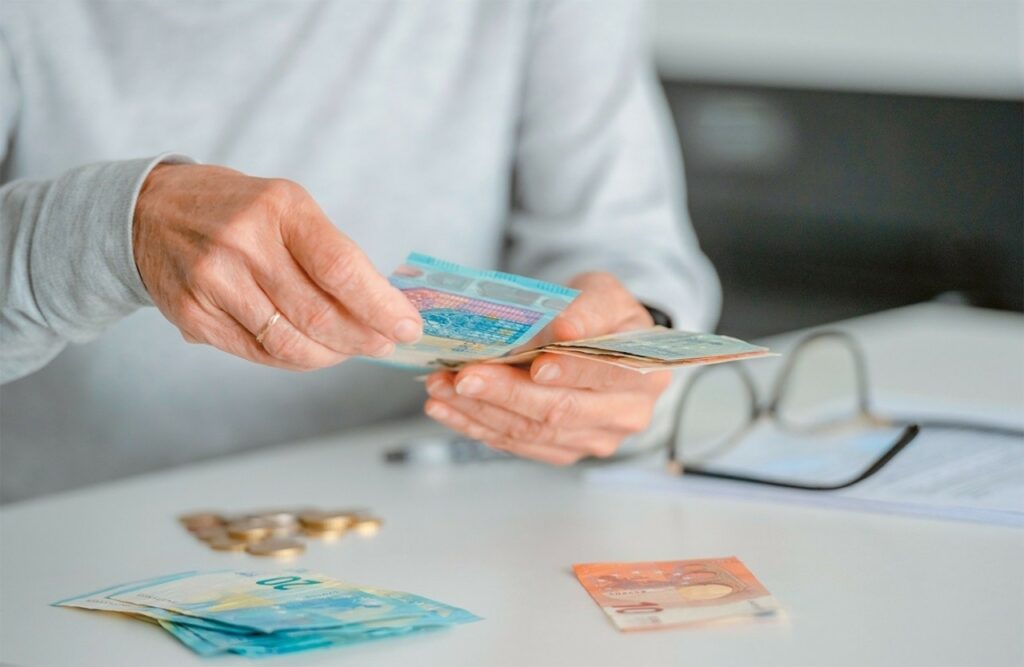 Τι ισχύει για τις αυξήσεις στις συντάξεις από 1-1-2026