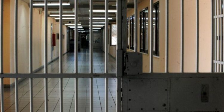Μικτό Ορκωτό Εφετείο Κοζάνης: Ένοχος και σε δεύτερο βαθμό ο 50χρονος για τη δολοφονική επίθεση στη ΔΟΥ Κοζάνης – Παραμένουν τα ισόβια και 26 χρόνια