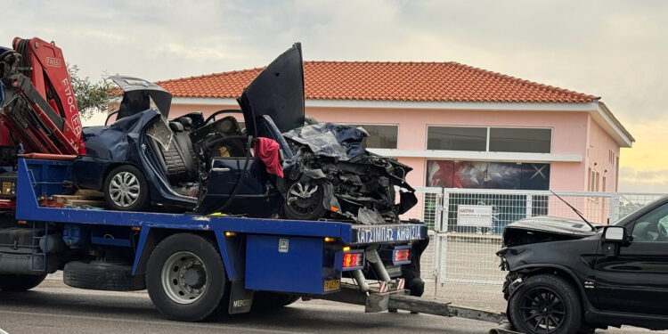 Θανατηφόρα τροχαία το βράδυ στις Αφίδνες και στην Αθηνών-Κορίνθου - Τέσσερις νεκροί