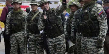 Ένταση στην Καραϊβική: Η Βενεζουέλα αναπτύσσει στρατιωτικές δυνάμεις στα σύνορα με την Κολομβία