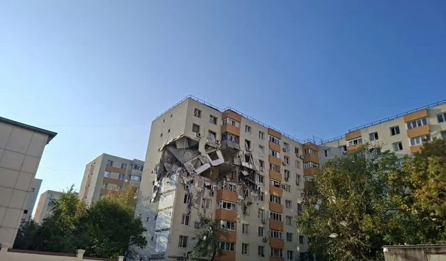 Τρεις νεκροί από έκρηξη σε οκταώροφη πολυκατοικία στο Βουκουρέστι