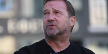 Νίκος Πλακιάς σε Π. Μαρινάκη: "Αν σβήσουν τα ονόματα, θα πάω να τα ξαναγράψω"