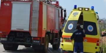 Σοβαρό τροχαίο στο Ηράκλειο με ανατροπή οχήματος: Απεγκλωβίστηκαν τραυματισμένοι μητέρα και ο 12χρονος γιος της