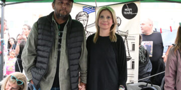 Καρυστιανού - Ρούτσι για την πρόθεση της κυβέρνησης να σβηστούν τα ονόματα από τον Άγνωστο Στρατιώτη: «Ελπίζουμε να μη φανούν τόσο απάνθρωποι»