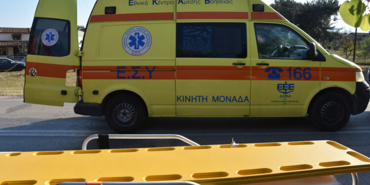 Τραγωδία στον Βόλο: 62χρονη πνίγηκε ενώ έτρωγε μπανάνα
