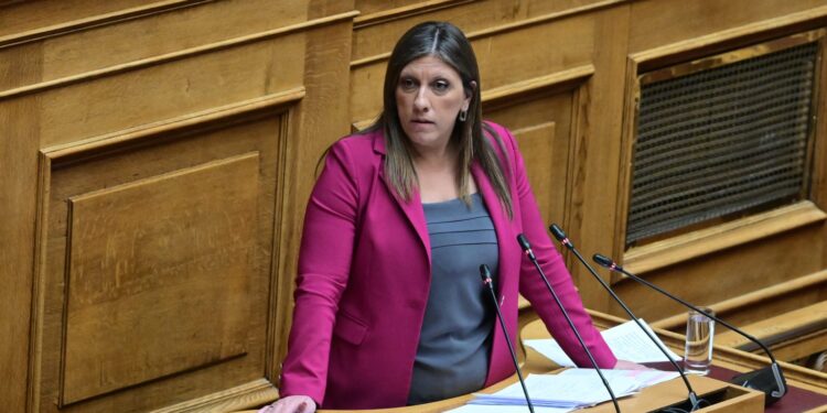 Ανάρτηση Ζωής Κωνσταντοπούλου για την αποχώρησή της από τη συνέντευξη στον ΣΚΑΙ: "Θέλησαν να αποπροσανατολίσουν τον κόσμο – Επέλεξα τη δημόσια δράση ως καθήκον"
