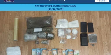 Συνελήφθη 47χρονος για εμπορία ναρκωτικών στη Νέα Μάκρη – Έκρυβε κοκαΐνη και κάνναβη μέσα σε... κοτέτσι!
