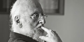 Πέθανε ο αγαπημένος τραγουδοποιός Διονύσης Σαββόπουλος