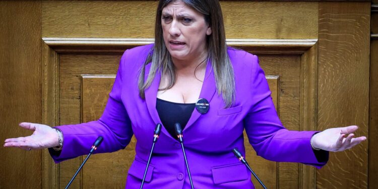 Βουλή: Καταγγελία της Ζωής Κωνσταντοπούλου για αποκλεισμό συγγενών θυμάτων των Τεμπών από τα θεωρεία