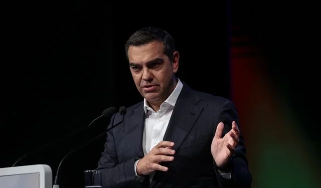 Αλέξης Τσίπρας στην “Καθημερινή”: "Νέα εθνική πυξίδα με πολυδιάστατη εξωτερική πολιτική"