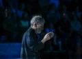 Αποχαιρετιστήρια ανάρτηση του Σταύρου Ξαρχάκου στον Διονύση Σαββόπουλο – “Χαίρε Διόνυσε”