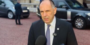 Ο Ντ. Τραμπ διαψεύδει ότι έδωσε το «πράσινο φως» στην Ουκρανία για τη χρήση πυραύλων μεγάλου βεληνεκούς κατά της Ρωσίας
