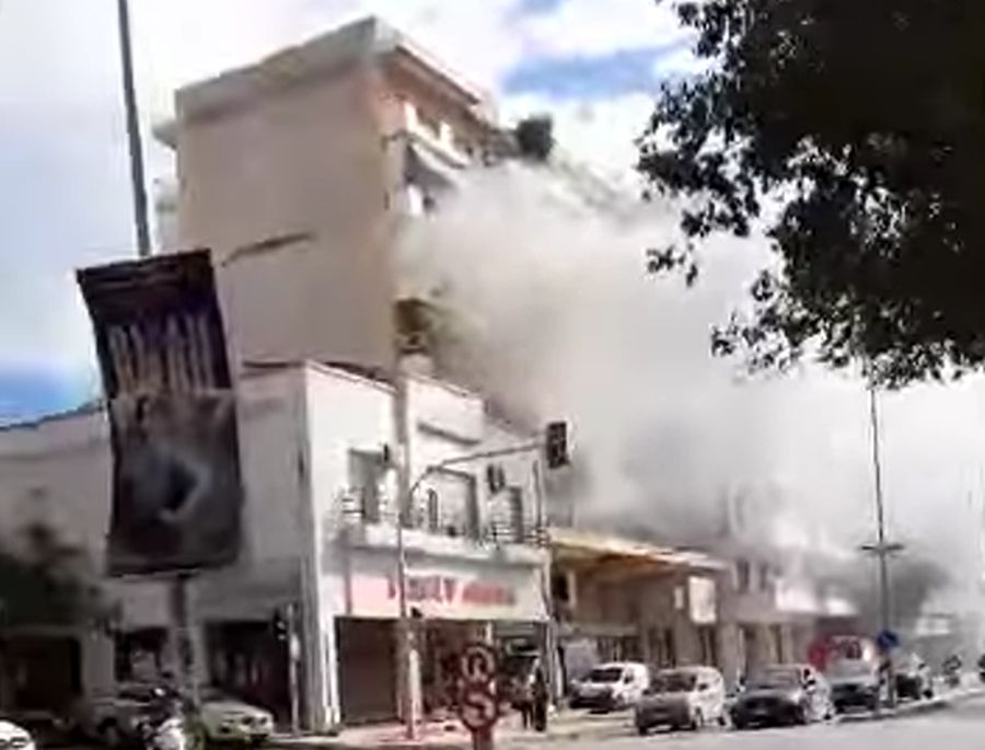 Θεσσαλονίκη: Ανασύρθηκε νεκρή μια γυναίκα έπειτα από φωτιά σε διαμέρισμα στη Νεάπολη