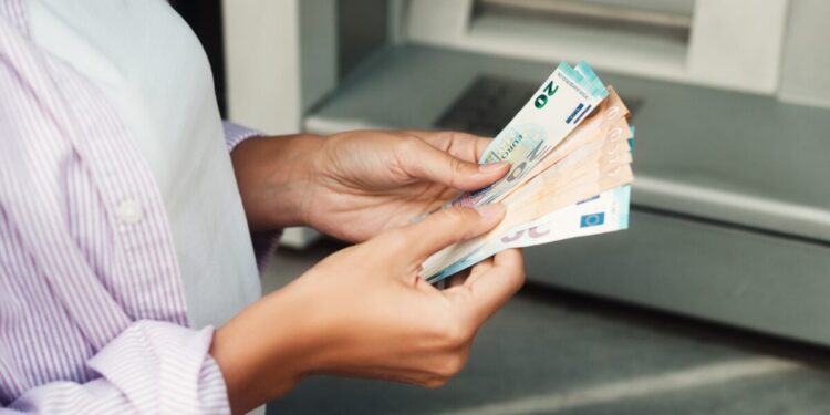 Οι ασφαλιστικές εισφορές σε ελεύθερους επαγγελματίες και αγρότες από 1/1/2026