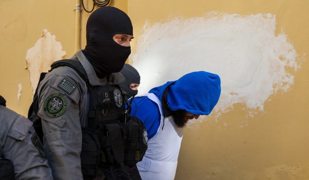 Ποινική δίωξη ασκήθηκε στον 23χρονο για ανθρωποκτονία του 52χρονου για τη δολοφονία στα Χανιά – Πήρε προθεσμία για την απολογία