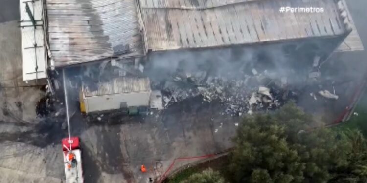 Κέρκυρα: Πυρκαγιά σε αποθήκη τροφίμων – Εκατοντάδες καταγγελίες για αφόρητη δυσοσμία