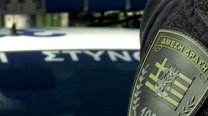 Συνελήφθησαν στη Θεσσαλονίκη δύο 28χρονοι κατόπιν ενταλμάτων για ληστεία, πρόκληση σωματικών βλαβών και αδικήματα βίας σε αθλητικές εκδηλώσεις