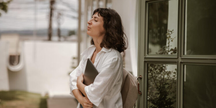 Γιατί η Ποιότητα του Αέρα Πρέπει να Είναι Μέρος Κάθε Σχεδιασμού Κτιρίου