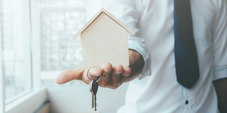 Πώς να ελέγξετε αν ένα ακίνητο είναι νόμιμο πριν το νοικιάσετε