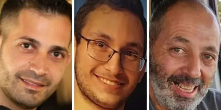 Χαμάς: Αναγνωρίστηκαν οι τρεις από τις τέσσερις σωρούς που παρέδωσαν στις οικογένειες των θυμάτων