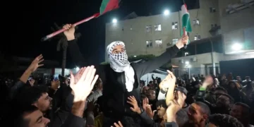 Συμφωνία κατάπαυσης πυρός στη Γάζα και απελευθέρωσης ομήρων