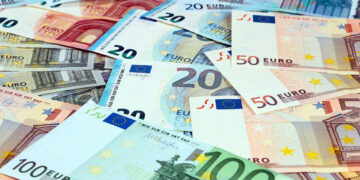 ΑΕΠ: Τελικά μειώνεται το ελληνικό χρέος;