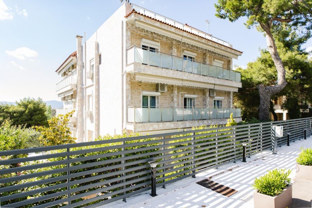 ΒΙΛΛΑΖ Πεντέλης. Η αγκαλιά φροντίδας για τα αγαπημένα σας πρόσωπα!