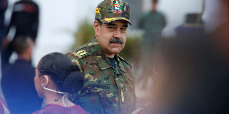 Μαδούρο: «Εξωφρενική, παράνομη και αδικαιολόγητη επίθεση εναντίον του λαού της Βενεζουέλας» το κλείσιμο του εθνικού εναέριου χώρου της Βενεζουέλας από τις ΗΠΑ