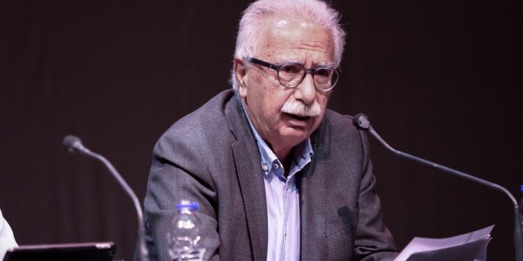 Συνέντευξη Κ. Γαβρόγλου στο ΕΡΤnews Radio 105,8: "Ο Α. Τσίπρας ως ώριμος και εξαιρετικά σοβαρός πολιτικός, θα έπρεπε και πρέπει και το κάνει"