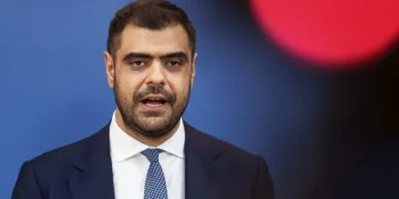 Παύλος Μαρινάκης: "Κάθε κατάστημα ΕΛΤΑ κοστίζει στον Έλληνα φορολογούμενο 150.000 ευρώ τον χρόνο"