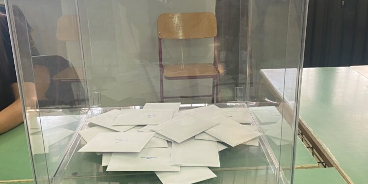 Nέα δημοσκόπηση Alco: Η ΝΔ προηγείται σταθερά του ΠΑΣΟΚ