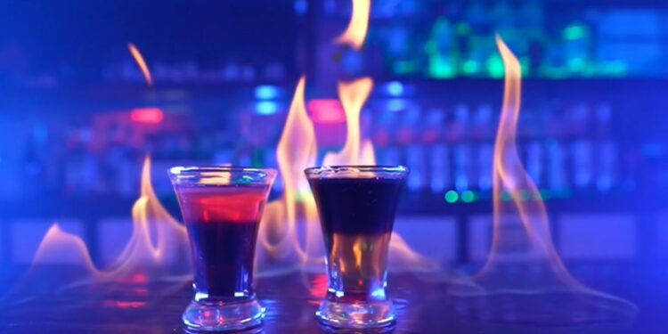 ΑΑΔΕ: Ξεκινούν εξονυχιστικοί έλεγχοι σε νυχτερινά κέντρα διασκέδασης