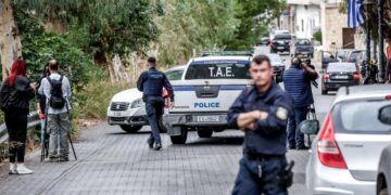 Παραδόθηκαν τα τρία αδέρφια που καταζητούνταν για το μακελειό στα Βορίζια