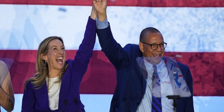 ΗΠΑ: Η δημοκρατική Μίκι Σέριλ εξελέγη κυβερνήτης στην πολιτεία του Νιου Τζέρσεϊ