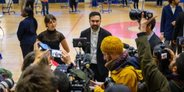 Νέα Υόρκη: Ο Ζοχράν Μαμντάνι έγινε ο πρώτος μουσουλμάνος δήμαρχος της πόλης