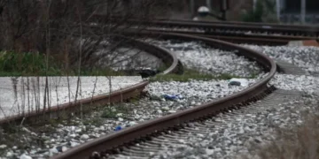 Θεσσαλονίκη: Τρένο μπήκε σε λάθος γραμμή έξω από τη Σίνδο