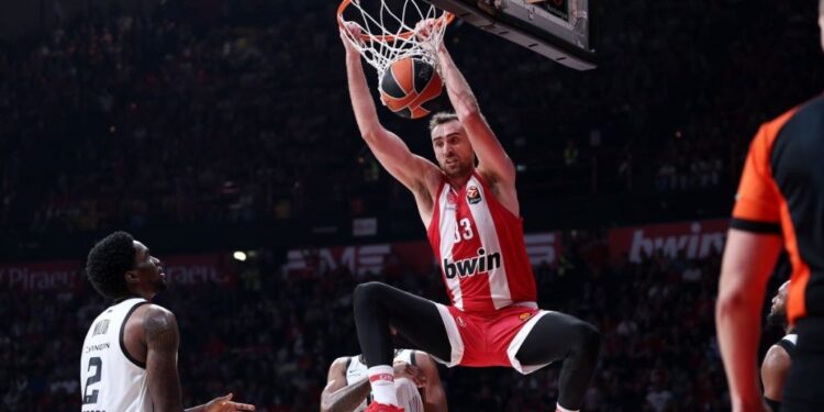 Euroleague: Ο Ολυμπιακός νίκησε δύσκολα με 80-71 την Παρτίζαν στο ΣΕΦ
