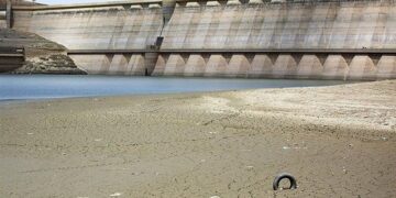 Ιράν: Σήμα κινδύνου από τον πρόεδρο του Ιράν – «Χωρίς πόσιμο νερό σε δύο εβδομάδες»