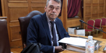 Ο Γ. Βάρρας στην εξεταστική για τον ΟΠΕΚΕΠΕ διαψεύδει τον Μ. Βορίδη: "Με κάλεσε και μου ζήτησε να παραιτηθώ"