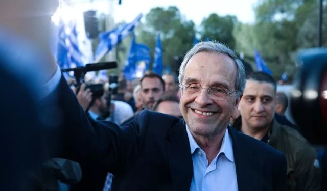 Επίθεση Σαμαρά κατά του Μητσοτάκη: “Δεν χωνεύει τη Δεξιά – Με διέγραψε άρον άρον”