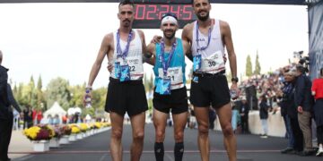 42ος Αυθεντικός Μαραθώνιος Αθήνας 2025: Πρώτος ο Παναγιώτης Καραΐσκος με δύο ώρες και 20 λεπτά