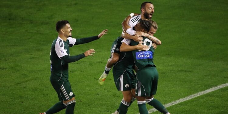 Ο Παναθηναϊκός νίκησε 2-1 τον ΠΑΟΚ και τον έριξε από την κορυφή