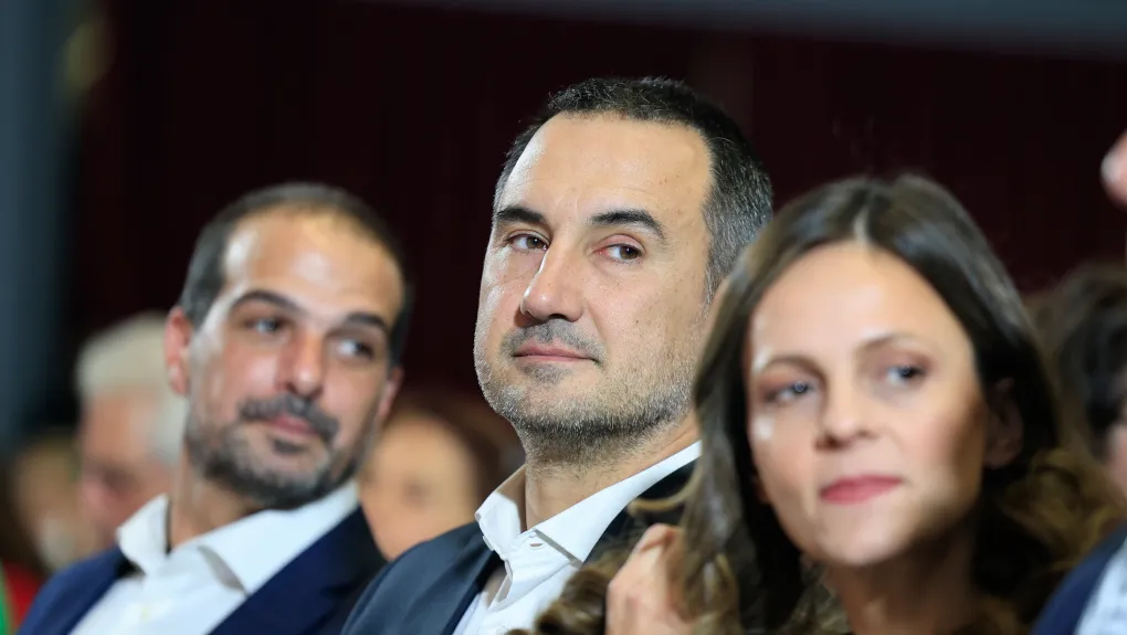 Νέα Αριστερά: Η πλειοψηφία της Κ.Ε. απέρριψε την πρόταση Χαρίτση για δημοψήφισμα για τις συμμαχίες