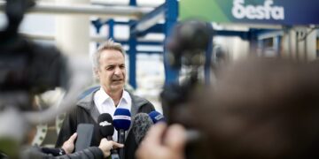 Κ. Μητσοτάκης στον τον Σταθμό Συμπίεσης Φυσικού Αερίου του ΔΕΣΦΑ στη Βιομηχανική Περιοχή Κομοτηνής: "Οι επενδύσεις συγκροτούν γεωπολιτική αναβάθμιση της Ελλάδας – Προσβλέπω σε μεγαλύτερες επιτυχίες"