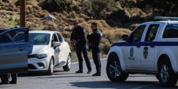 Συνελήφθη στα Βορίζια ο 23χρονος ανιψιός του Φανούρη Καργάκη για την τοποθέτηση της βόμβας στο σπίτι της οικογένειας Φραγκιαδάκη