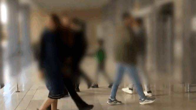 Θεσσαλονίκη: Ποινική δίωξη για ληστεία και οπλοφορία κατά της 17χρονης που λήστεψε οδηγό ταξί