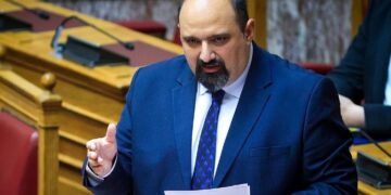 Τριαντόπουλος, Αγοραστός και 6 μη πολιτικά πρόσωπα καλούνται να καταθέσουν για την τραγωδία στα Τέμπη