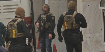 Επιχείρηση του ελληνικού «FBI» σε Θεσσαλονίκη και Χαλκιδική – Συνελήφθη Τούρκος με βαλλίστρα